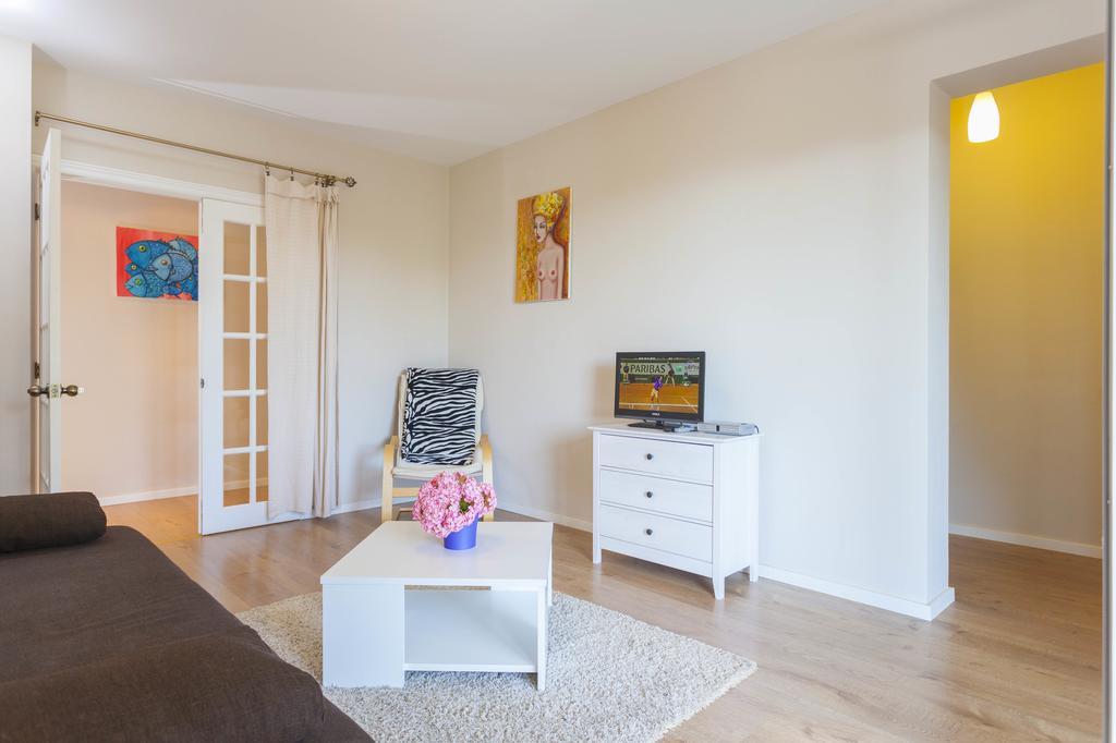 ماكارسكا Meri Apartments - Puharic الغرفة الصورة